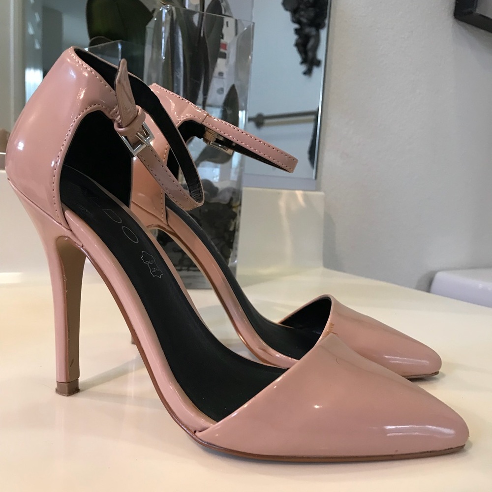 Size 6 Aldo Blush Kitten Heels